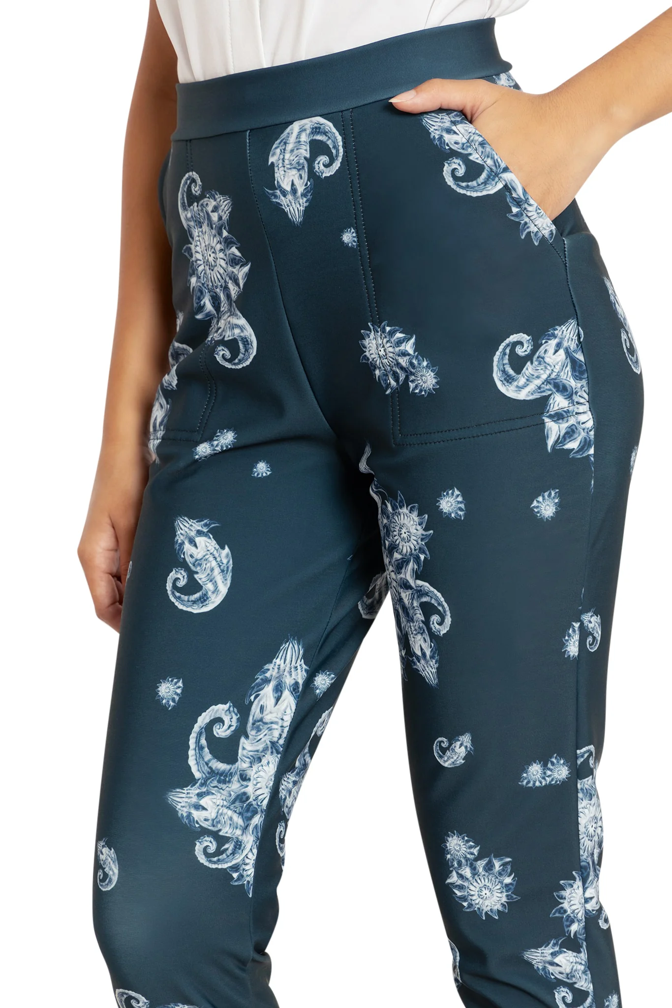 Baldur's Bouquet Cuffed Pants - Image 3