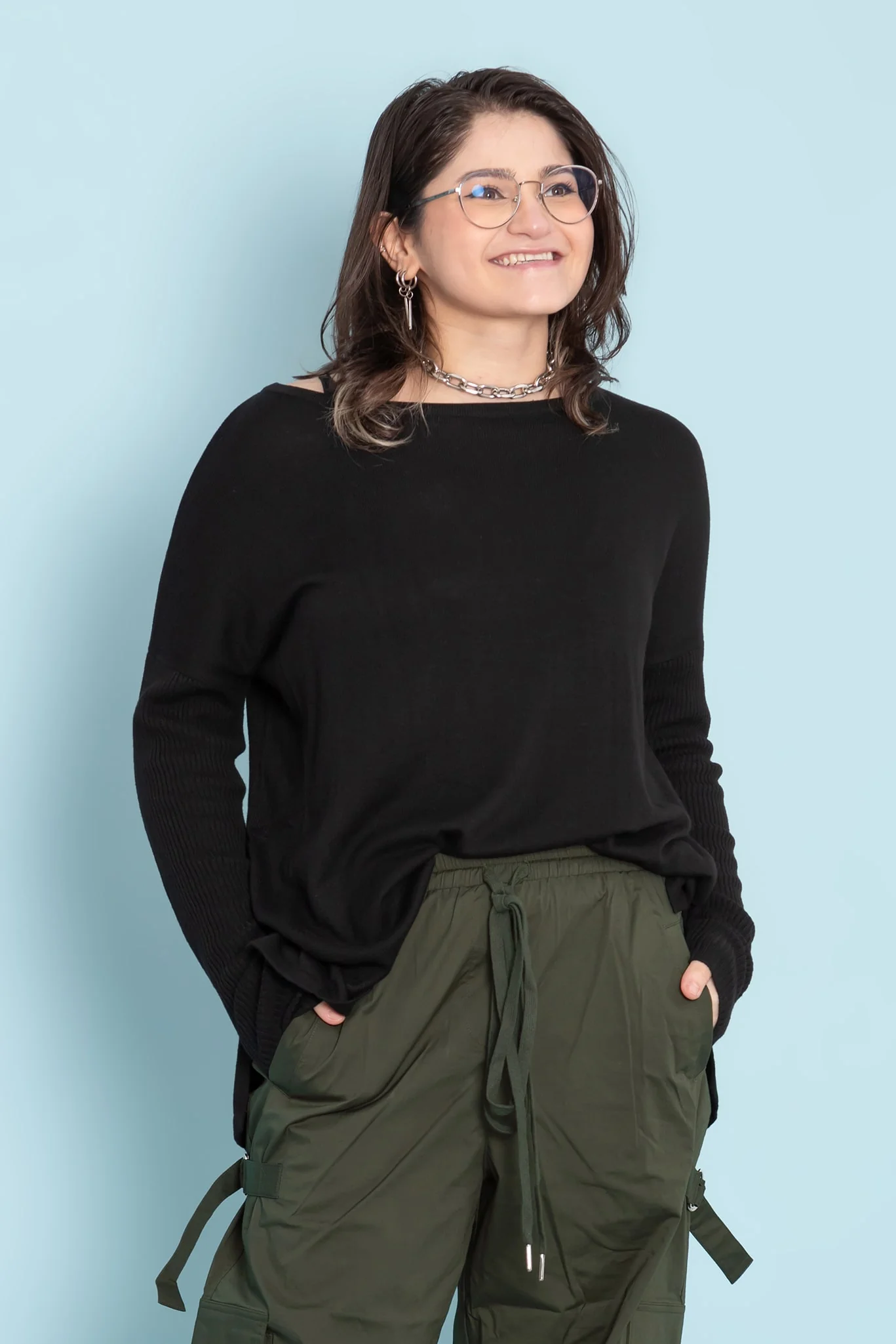 Black High-Low Oversized Knit Sweater - Image 4