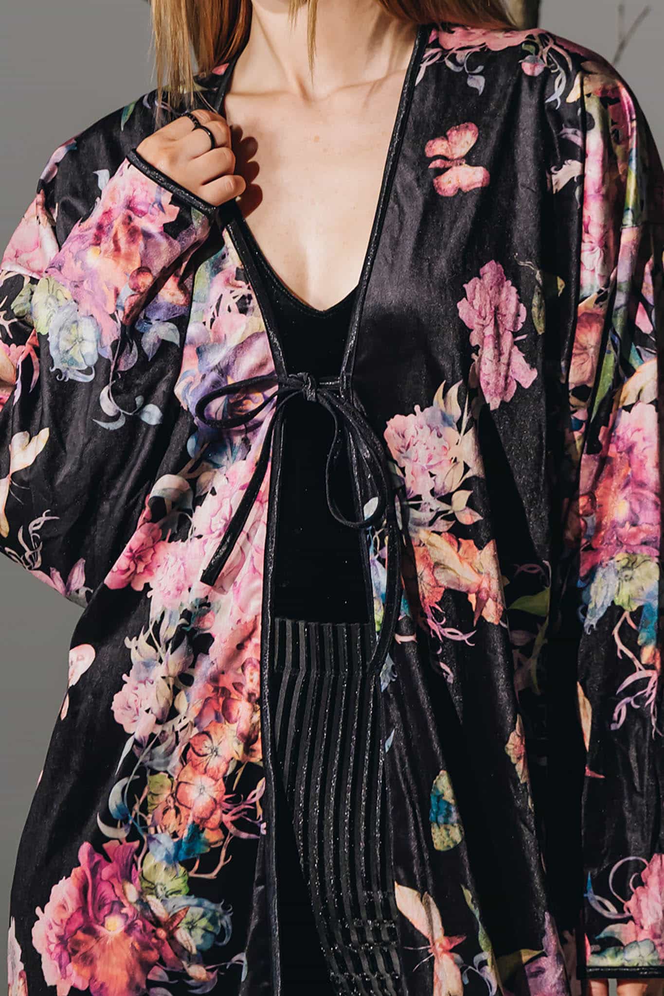 Bombyx Mori Midaxi Velvet Kimono - Image 2
