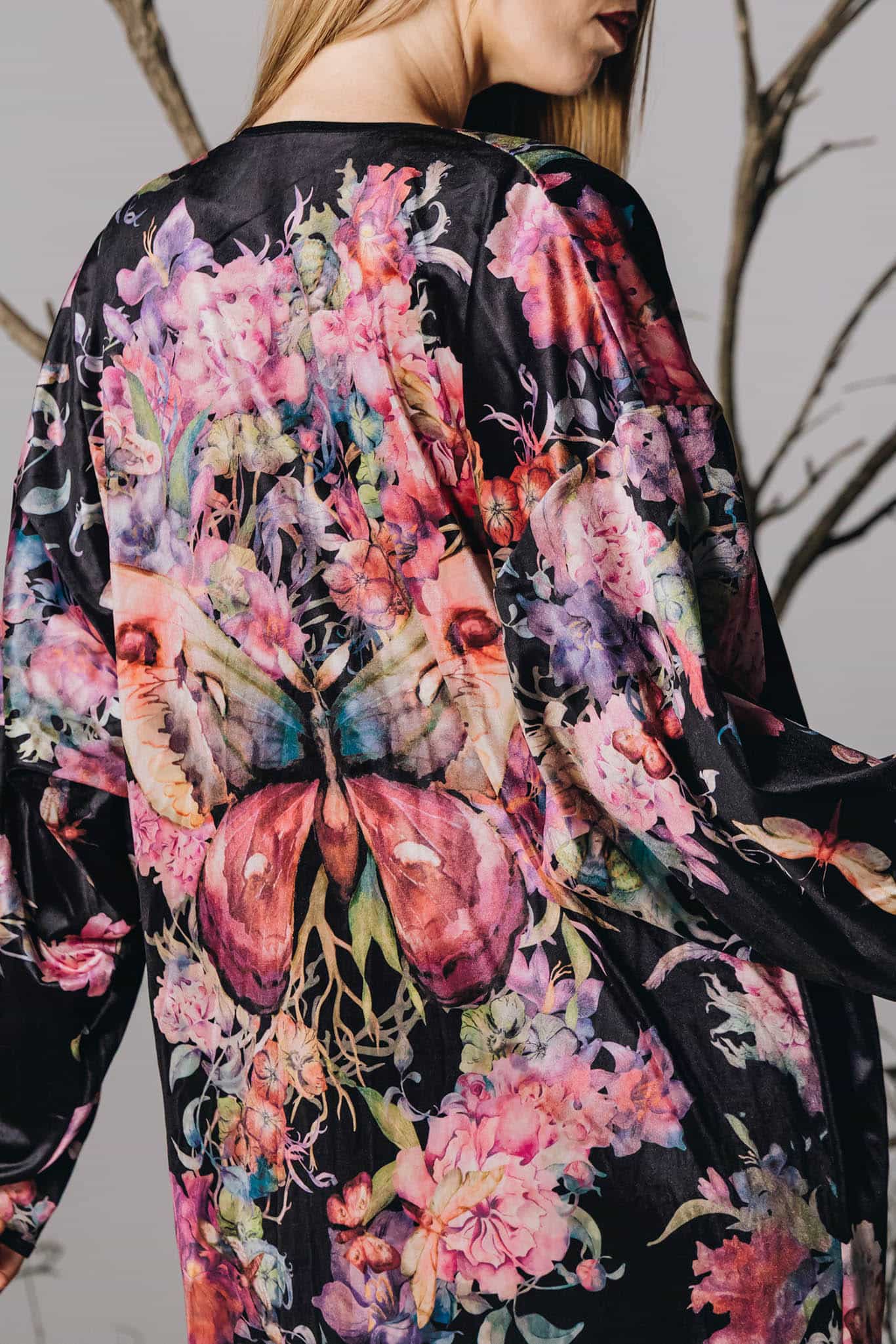 Bombyx Mori Midaxi Velvet Kimono - Image 5