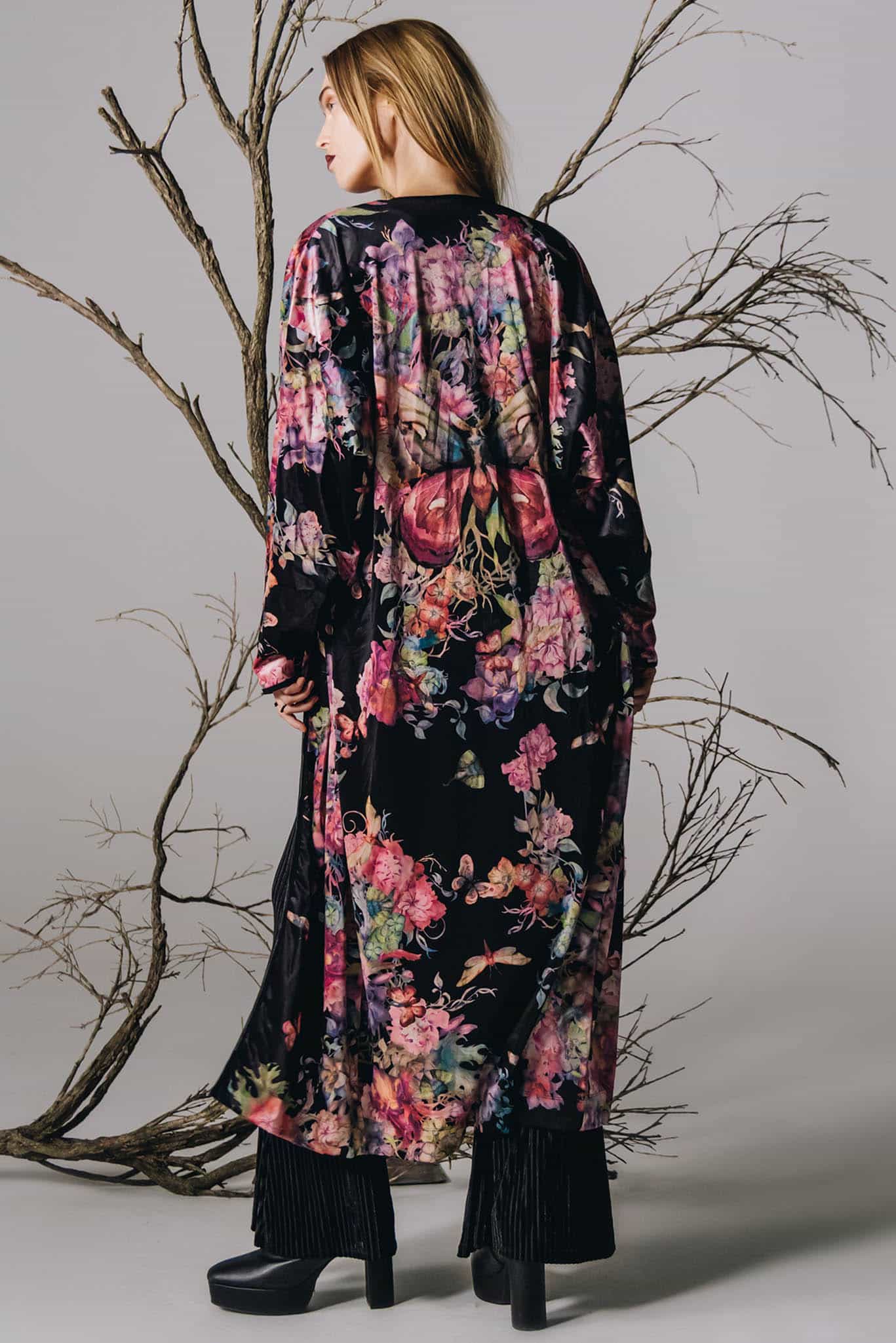 Bombyx Mori Midaxi Velvet Kimono - Image 8