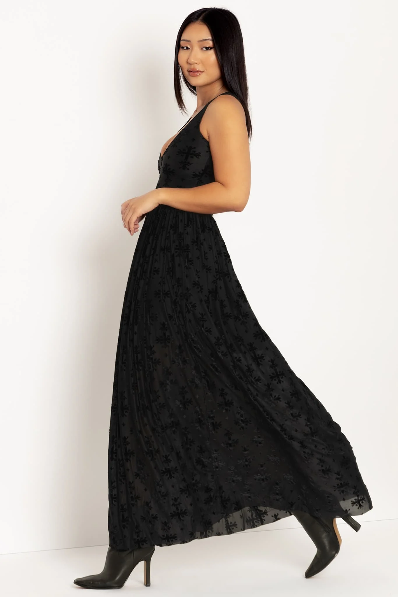 Burned Velvet Coffin Lining V Neck Gathered Maxi Dress - Image 5