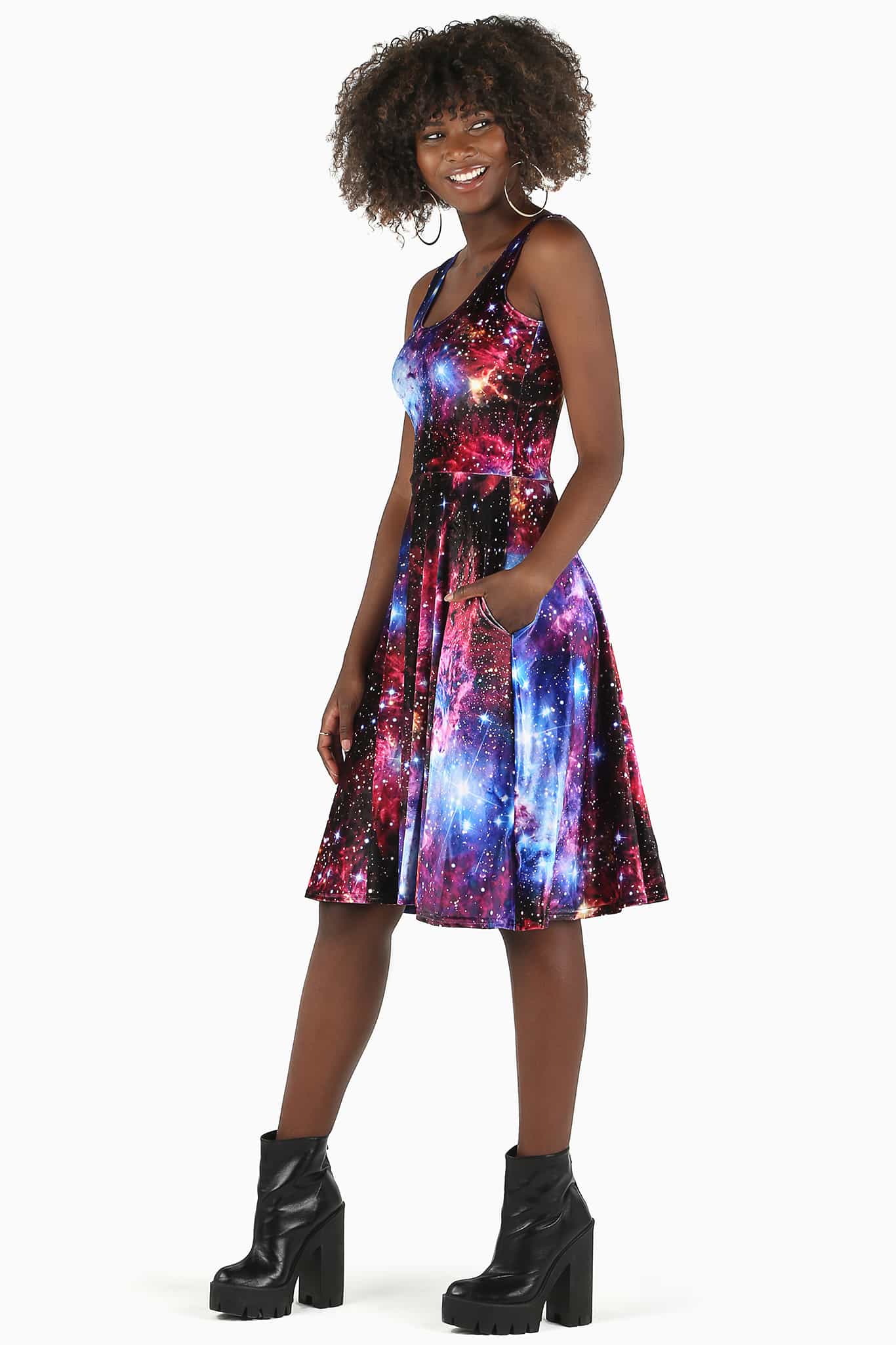 Galaxy Amethyst Velvet Pocket Midi Dress - Image 3