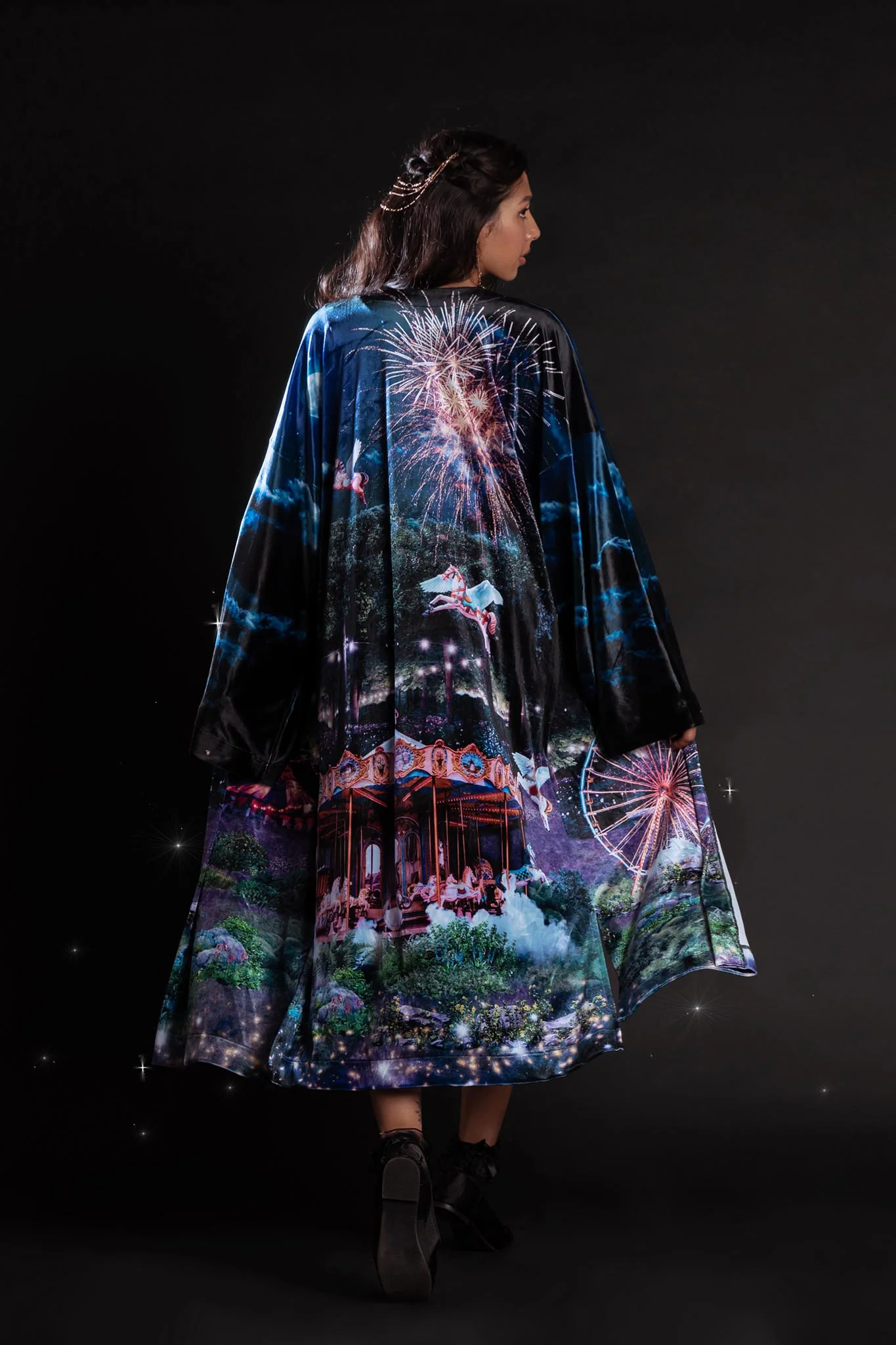 Merry-Go-Gallop Velvet Split Kimono - Image 4