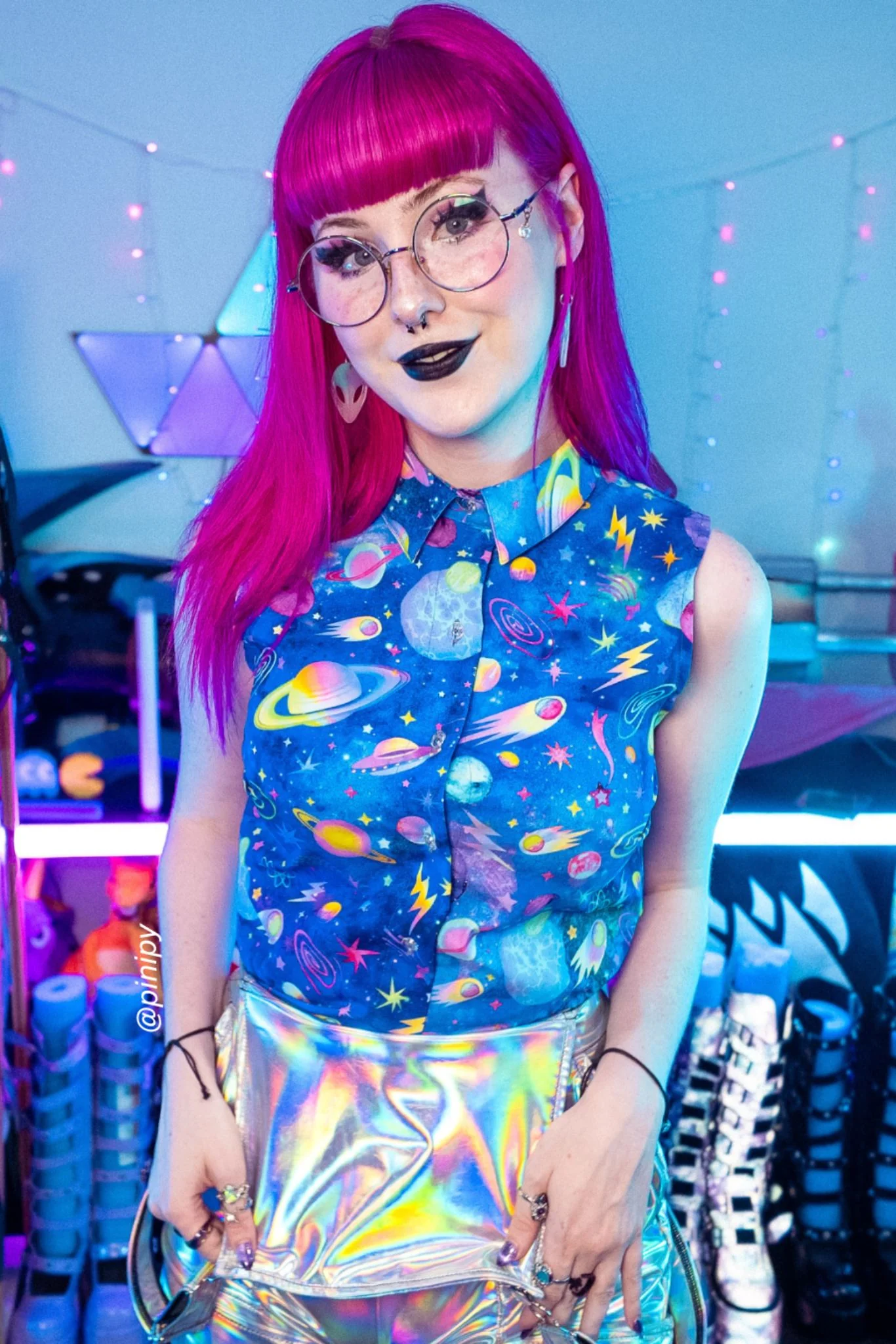 Nineties Universe Business Time Shirt - Image 5