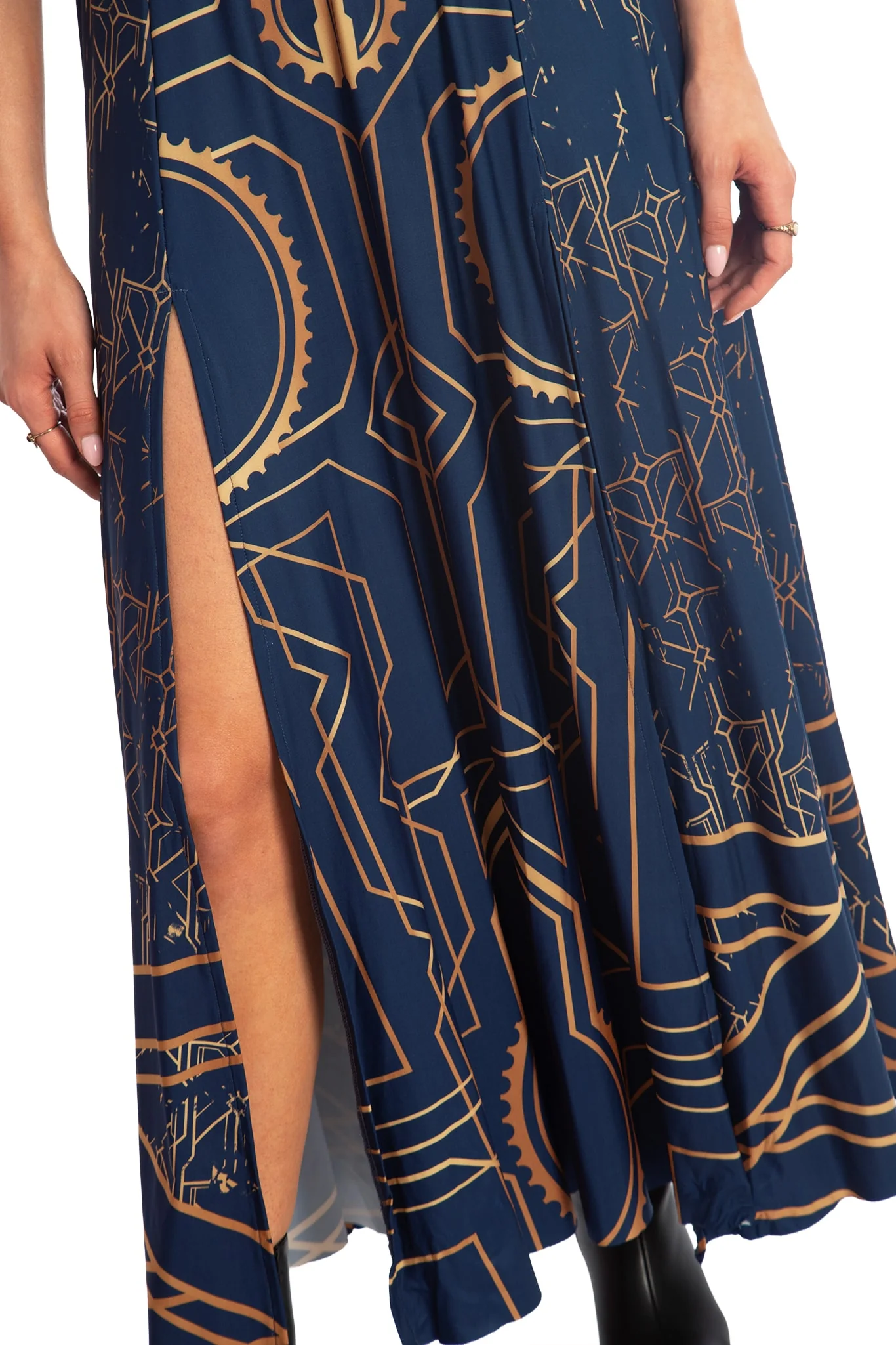 Piltover High Neck Cap Sleeve Split Maxi Dress - Image 4