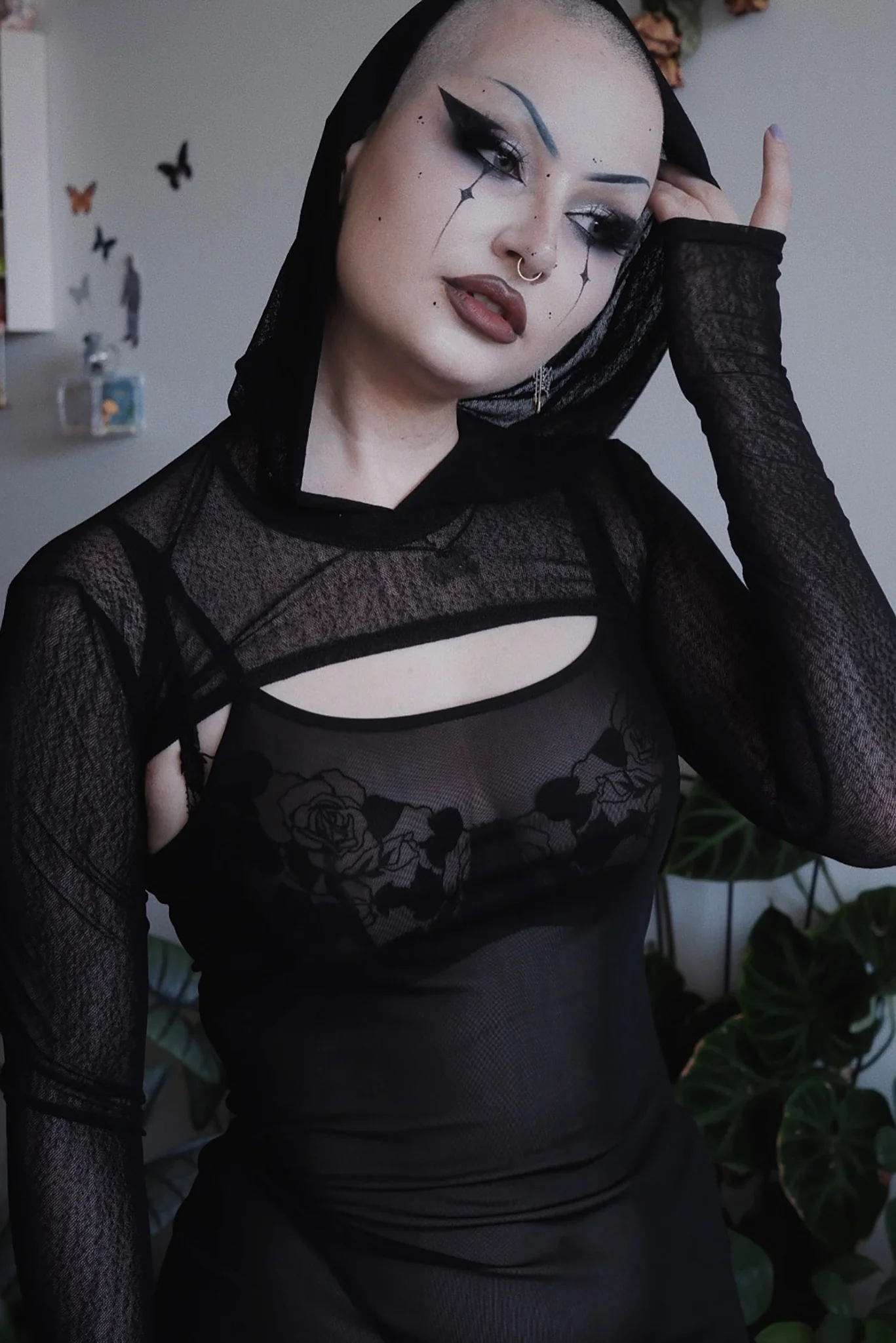 Rogue Hooded Shrug - Image 4