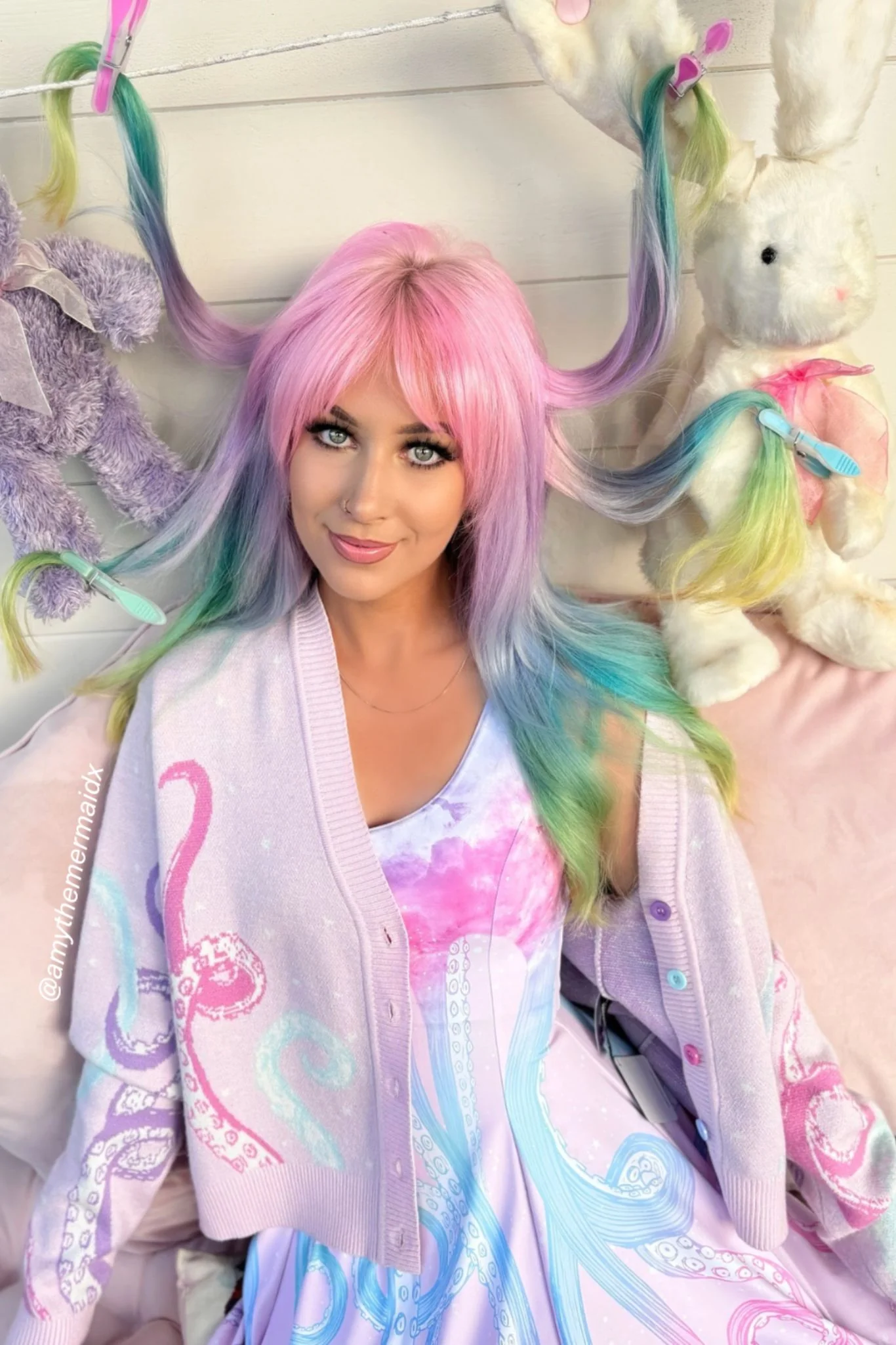 Space Tentacles Pastel Cropped Cardigan - Image 4