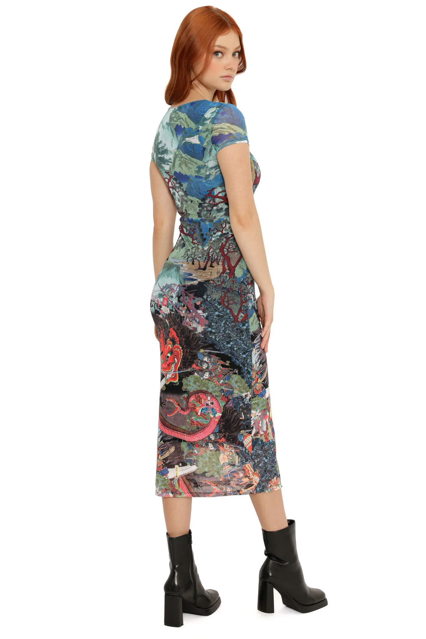 Spirit of Mount Oyama Short Sleeve Bodycon Dress - Image 3