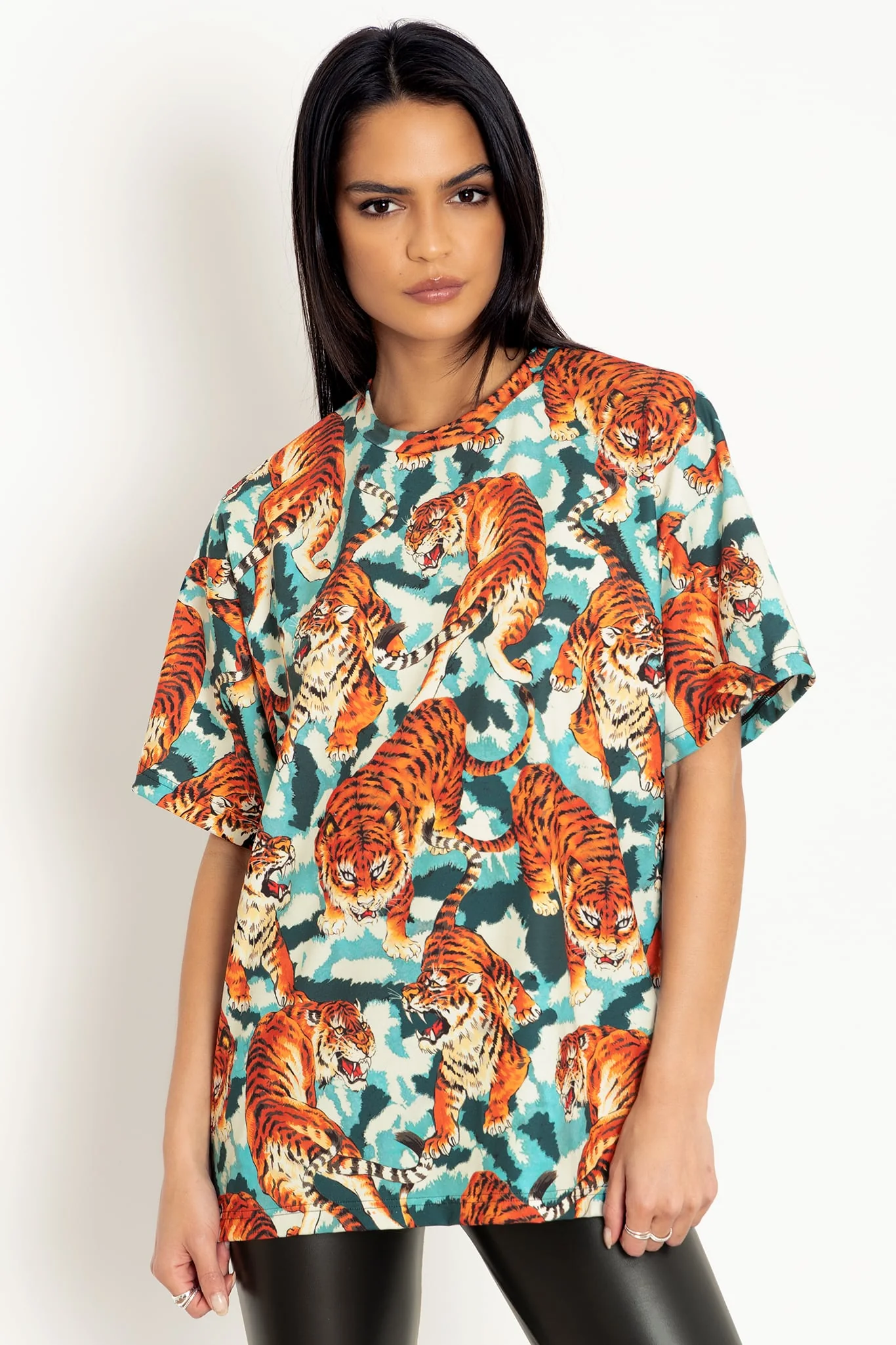 Tiger Planet Big Tee - Image 4
